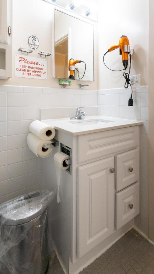 Two-Bedroom Serviced Apartment: High-Speed Wi-Fi & Bi-Monthly Housekeeping New York Exterior photo